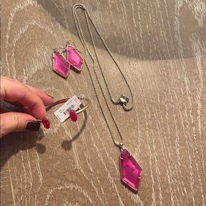 New Kendra Scott 3 Piece Set pink